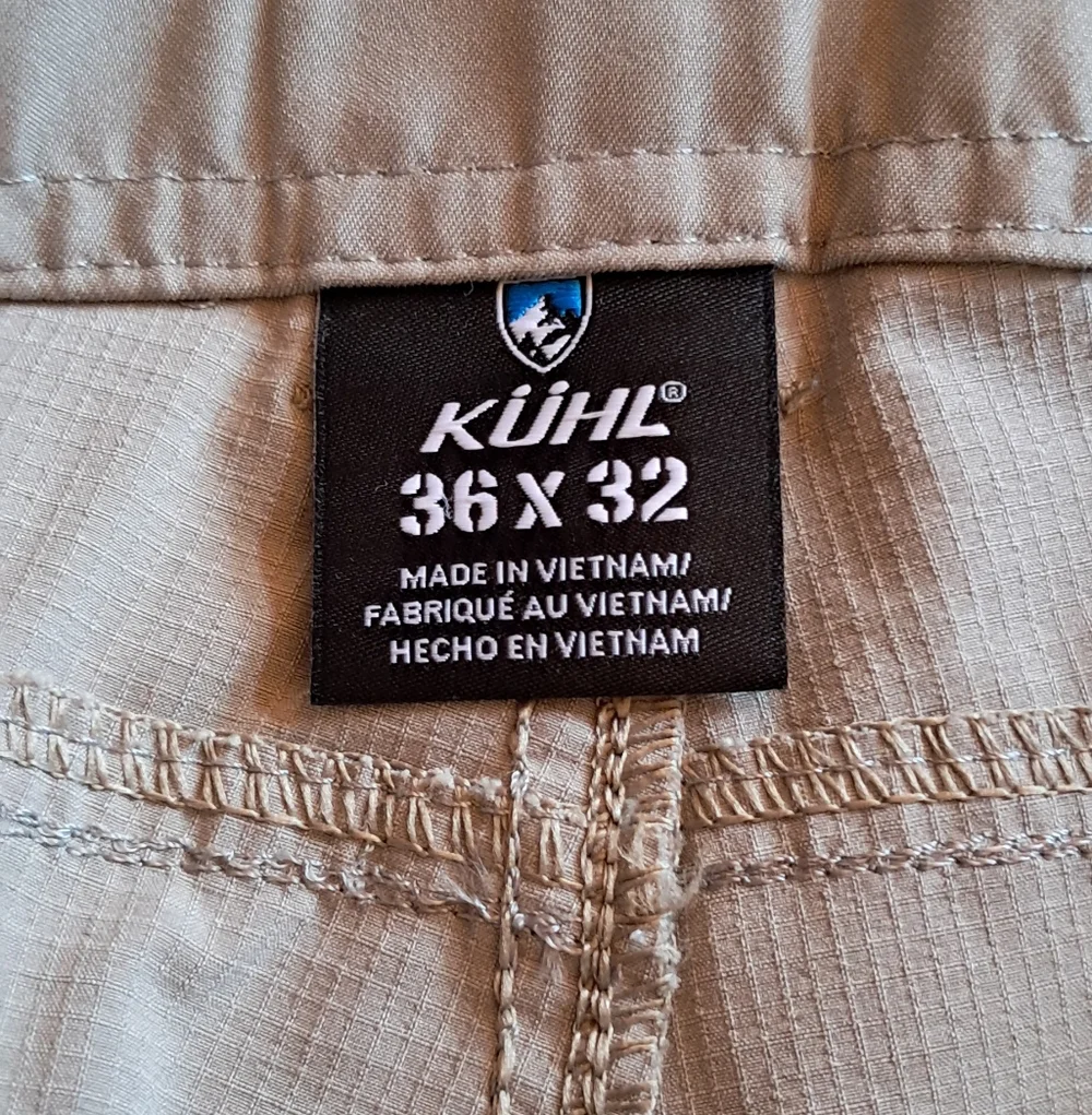 Kuhl Men's Pants in Light Gray/Tan - Picture 4 of 7